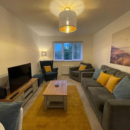 2 Bedroom Luxury Flat In Quiet Village Of Bishopton Bishopton  Exterior foto